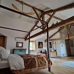 Semesterbostad Chateau Le But Et Sa Proche De Perigueux En Dordogne *
