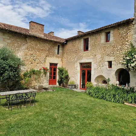 Holiday home Chateau Le But Et Sa Proche De Perigueux En Dordogne Leguillac-de-l'Auche