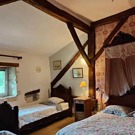 Chateau Le But Et Sa Proche De Perigueux En Dordogne * Leguillac-de-l'Auche