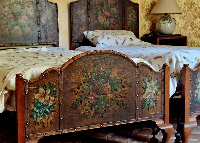 Chateau Le But Et Sa Proche De Perigueux En Dordogne