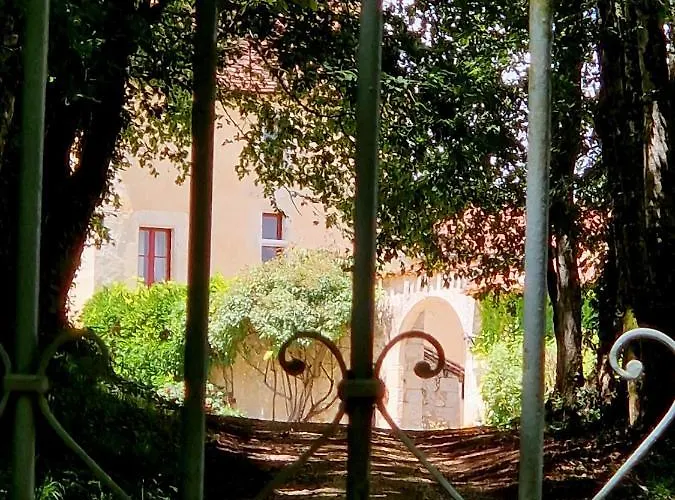 Chateau Le But Et Sa Proche De Perigueux En Dordogne Dom wakacyjny Leguillac-de-l'Auche